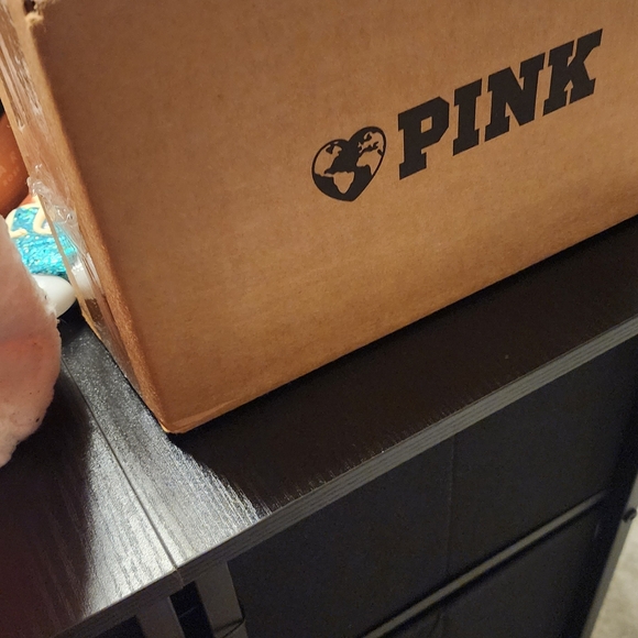 Pink Victoria secret Tote giftset - Picture 2 of 7